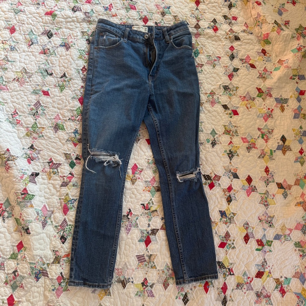 Abercrombie & Fitch Curve Love Skinny High Rise Distressed Jeans Blue 26 2S
